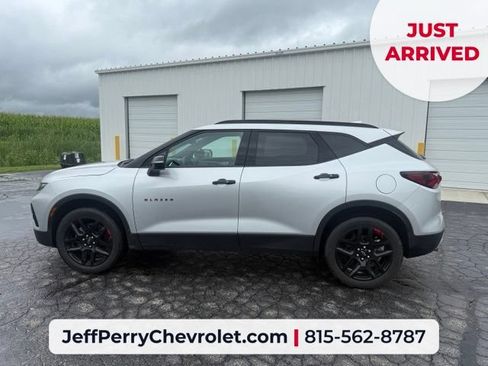 Used 2021 Chevrolet Blazer LT w/ Redline Edition AWD/4WD image 10