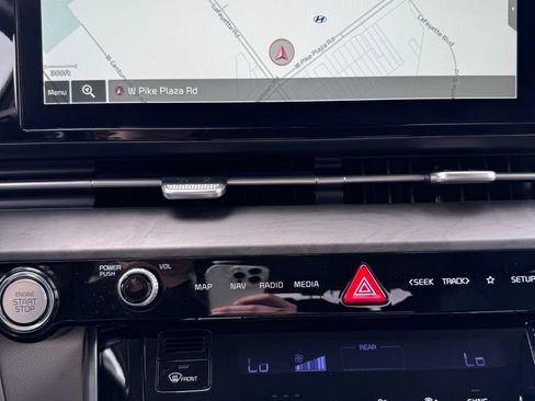 Used 2022 Kia Carnival SX FWD image 3