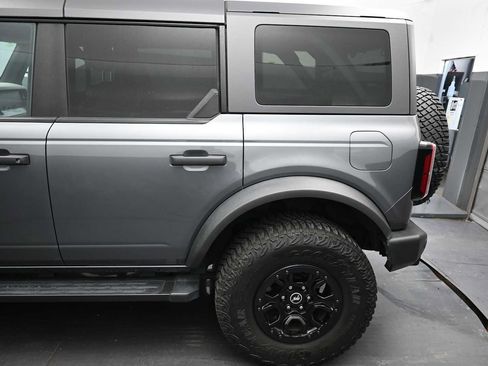 Used 2023 Ford Bronco Wildtrak AWD/4WD image 17