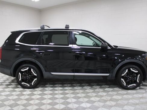Used 2025 Kia Telluride S AWD/4WD image 13