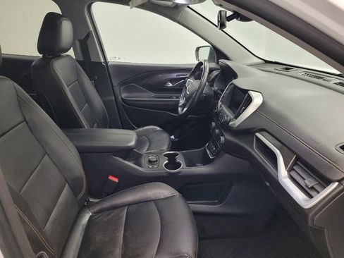 Used 2021 GMC Terrain SLT w/ Elevation Edition image 21