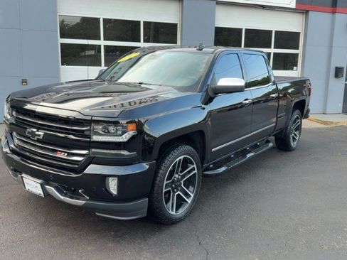 Used 2017 Chevrolet Silverado 1500 LTZ Z71 w/ LPO, Black Pack AWD/4WD image 2