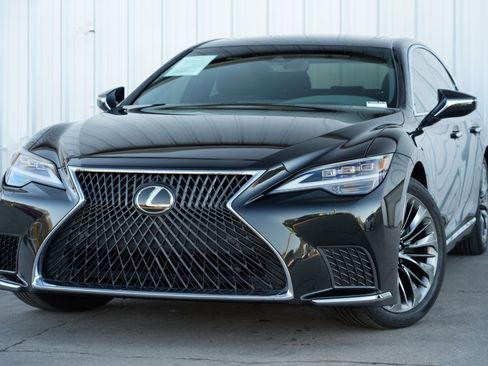 Used 2021 Lexus LS 500 w/ Cold Weather Package (CK) image 3