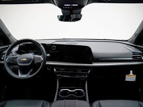 New 2026 Chevrolet Traverse LT w/ Enhanced Driving Package image 28