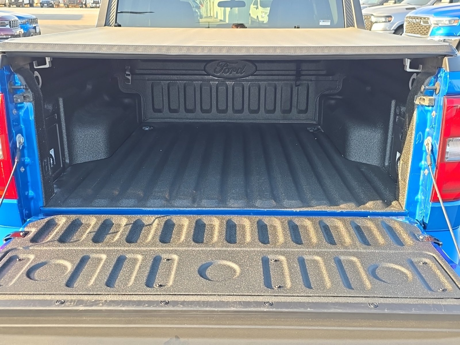 Used 2025 Ford Maverick Lobo AWD/4WD image 60