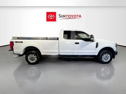Used 2022 Ford F350 XL w/ STX Appearance Package AWD/4WD image 2