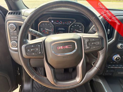 Used 2020 GMC Sierra 1500 AT4 w/ AT4 Premium Package AWD/4WD image 17