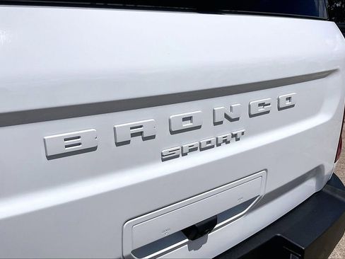 Used 2024 Ford Bronco Sport Outer Banks w/ Tech Package AWD/4WD image 21