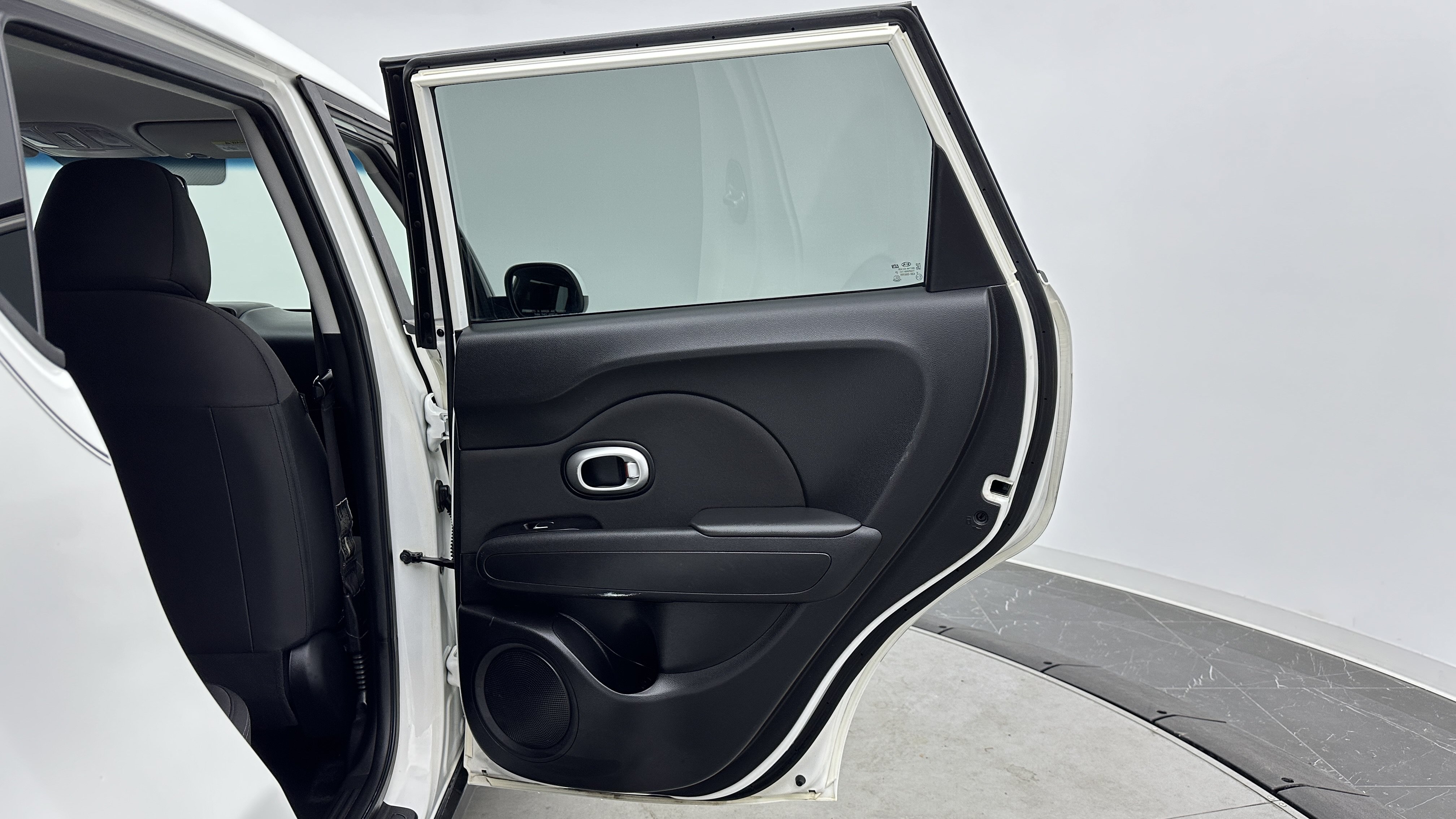 Used 2019 Kia Soul FWD image 24