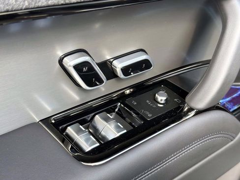 New 2026 Land Rover Range Rover Sport Dynamic SE AWD/4WD image 18