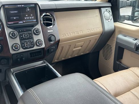 Used 2016 Ford F350 Lariat w/ Chrome Package image 30