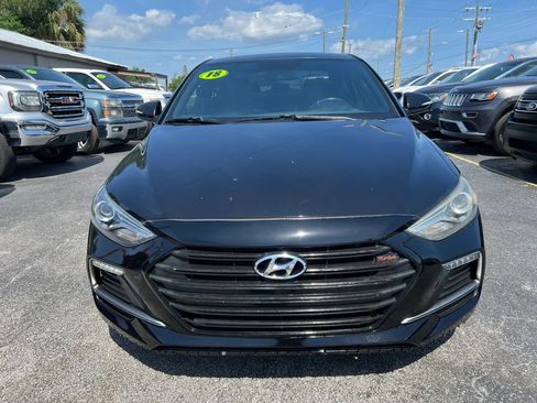Used 2018 Hyundai Elantra Sport w/ Cargo Package FWD image 2