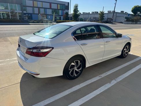Used 2016 Honda Accord LX image 5