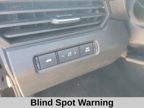 Used 2024 Nissan Altima 2.5 SR FWD image 6