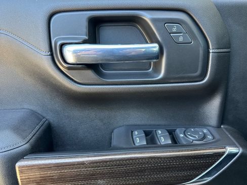 Used 2022 Chevrolet Silverado 1500 RST AWD/4WD image 10