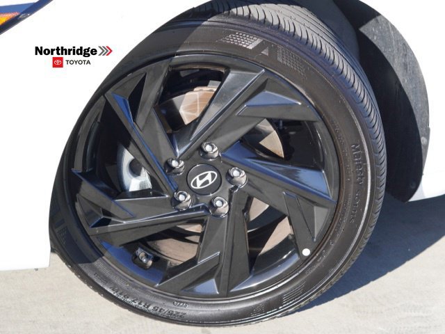 Used 2026 Hyundai Elantra Sport FWD image 9