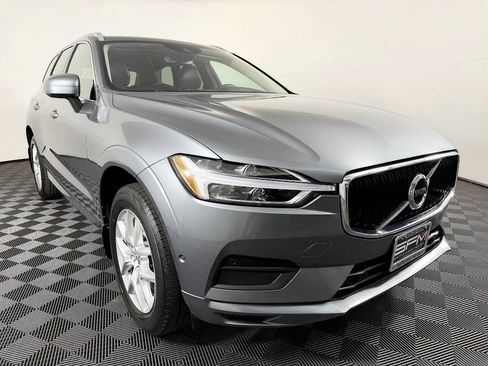 Used 2019 Volvo XC60 T5 Momentum w/ Premium Package AWD/4WD image 5