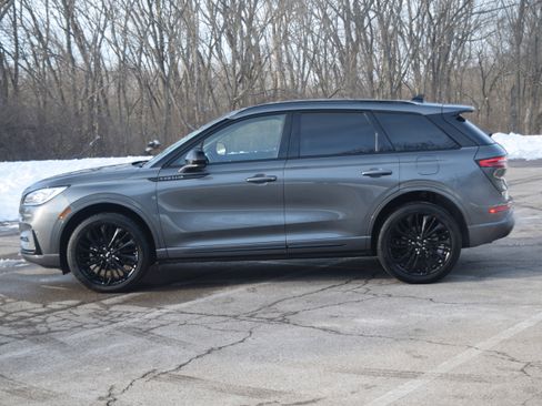 Used 2023 Lincoln Corsair Reserve w/ Jet Appearance Package image 21