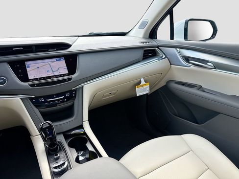 New 2025 Cadillac XT5 Premium Luxury w/ Technology Package image 25