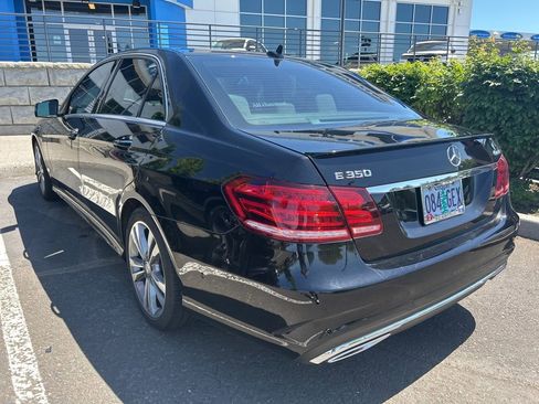 Used 2014 Mercedes-Benz E 350 4MATIC Sedan image 6