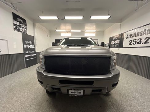 Used 2013 Chevrolet Silverado 2500 LTZ w/ LTZ Plus Package image 5