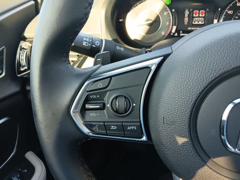 Used 2025 Acura RDX SH-AWD image 24