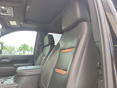 Used 2024 GMC Sierra 3500 AT4 w/ AT4 Preferred Package AWD/4WD image 22