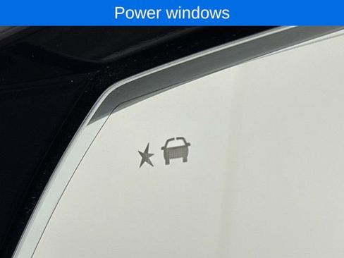 Used 2021 GMC Yukon XL SLT w/ SLT Luxury Plus Package image 28