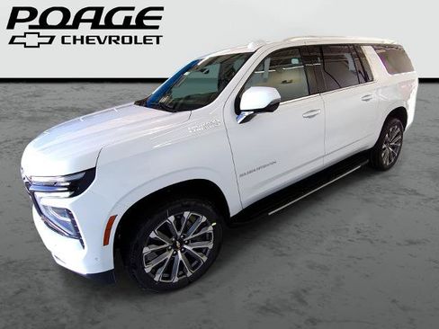 New 2026 Chevrolet Suburban High Country w/ Sun And Tow Package AWD/4WD image 1