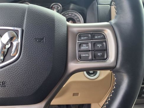 Used 2018 RAM 1500 Limited image 15