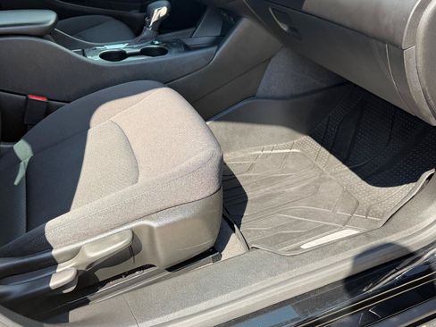 Used 2023 Chevrolet Malibu RS w/ LPO, Floor Liner Package FWD image 28