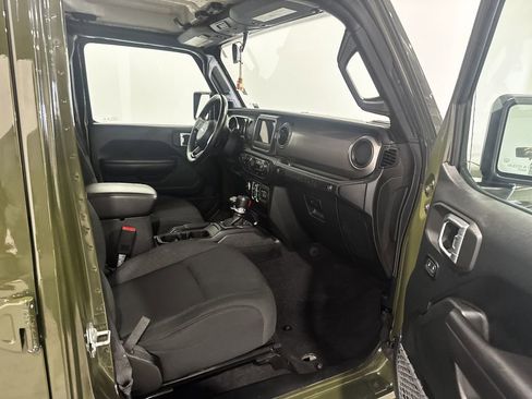 Used 2021 Jeep Wrangler Unlimited Sport AWD/4WD image 23