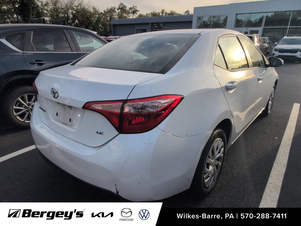 Used 2019 Toyota Corolla LE FWD image 9