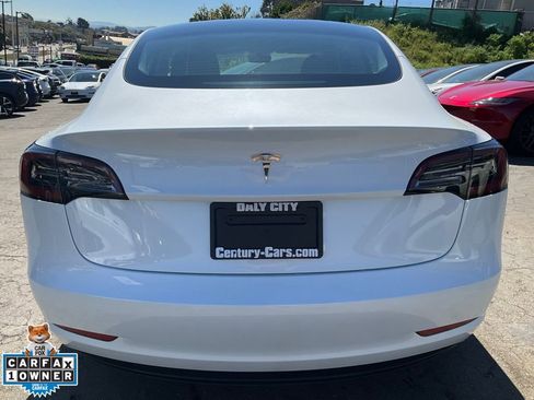 Used 2023 Tesla Model 3 Standard Range image 4