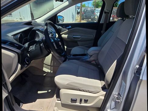 Used 2015 Ford Escape SE FWD image 7