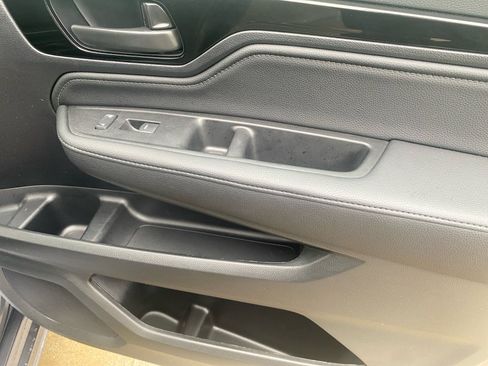 Certified 2026 Honda Odyssey Touring image 35