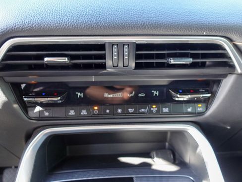 Certified 2024 MAZDA CX-90 3.3 Turbo w/ Preferred Plus image 18