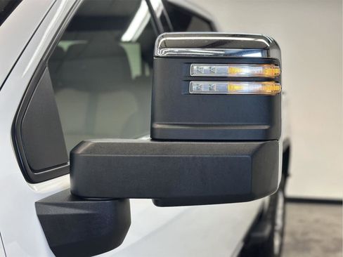 Certified 2022 Chevrolet Silverado 2500 High Country w/ Z71 Off-Road Package image 30