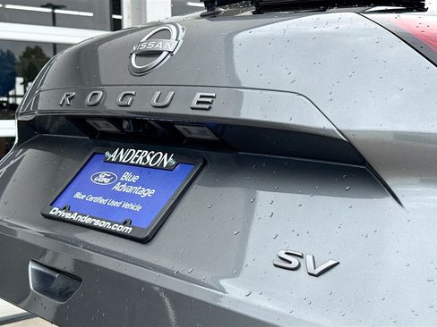 Used 2024 Nissan Rogue SV FWD image 14