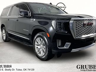 Used 2022 GMC Yukon XL Denali AWD/4WD video 1