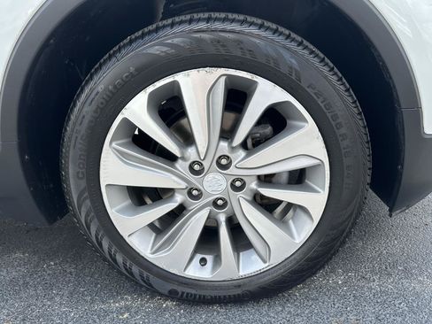 Used 2020 Buick Encore Preferred w/ Safety Package FWD image 68