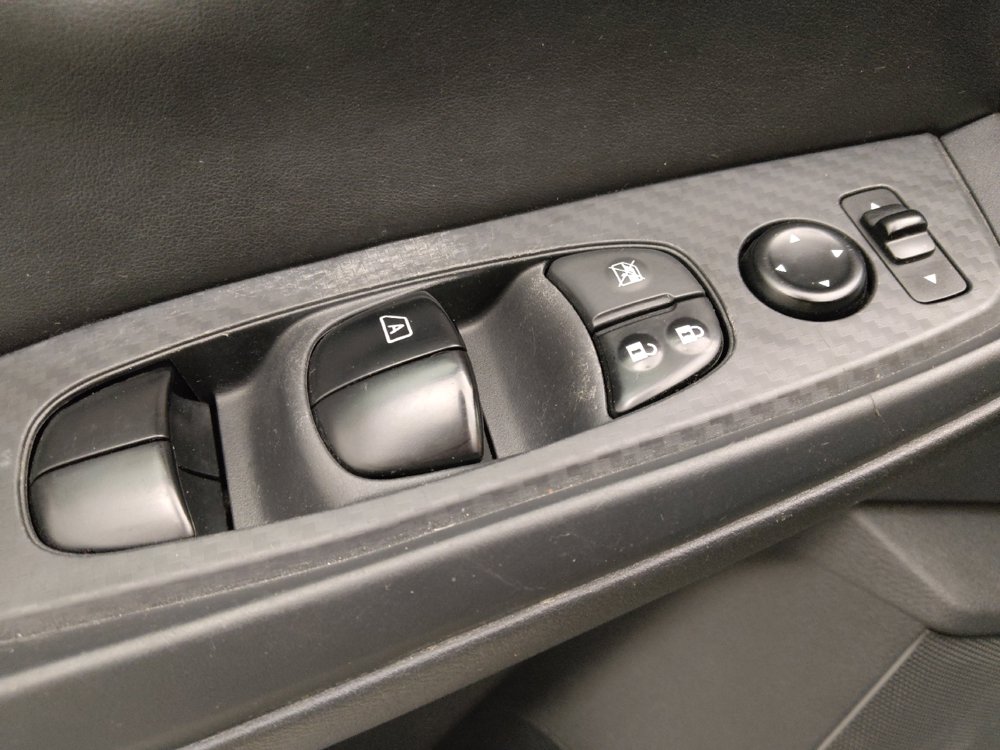 Used 2025 Nissan Sentra S FWD image 27