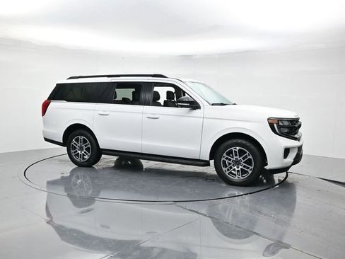 New 2025 Ford Expedition Max Active image 4