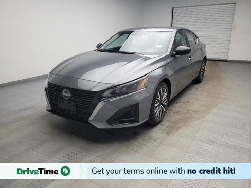 Used 2025 Nissan Altima 2.5 SV image 1
