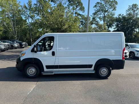 Used 2025 RAM ProMaster 2500 w/ U-Haul Equipment Group FWD image 2