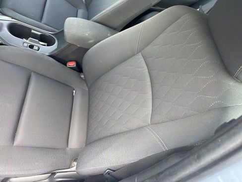 Used 2024 Toyota Corolla LE FWD image 11