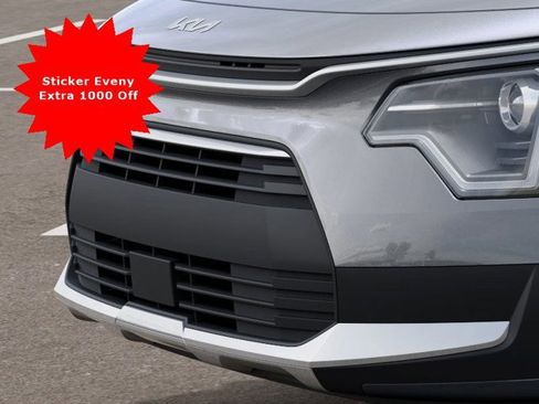 New 2025 Kia Niro EX image 15