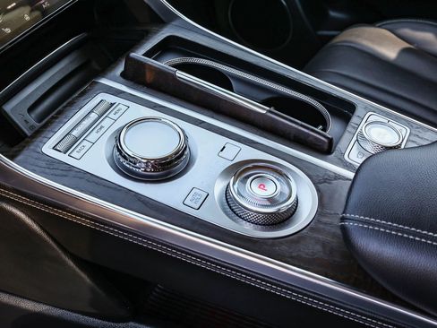 Used 2024 Genesis GV80 3.5T image 21