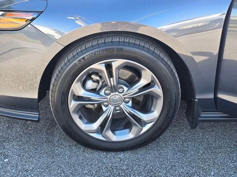 Used 2023 Honda Accord EX image 27