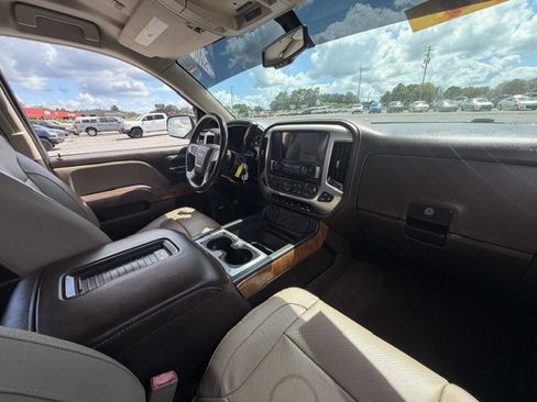 Used 2018 GMC Sierra 1500 SLT w/ SLT Premium Package AWD/4WD image 7